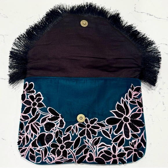 Anthropologie Black Green Floral Velvet Beaded Gold Hardware Boho Handbag NWT - Picture 4 of 10